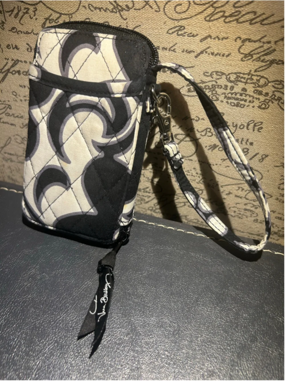 Women's Vera Bradley Wristlet One Size Black White Quilted Pattern